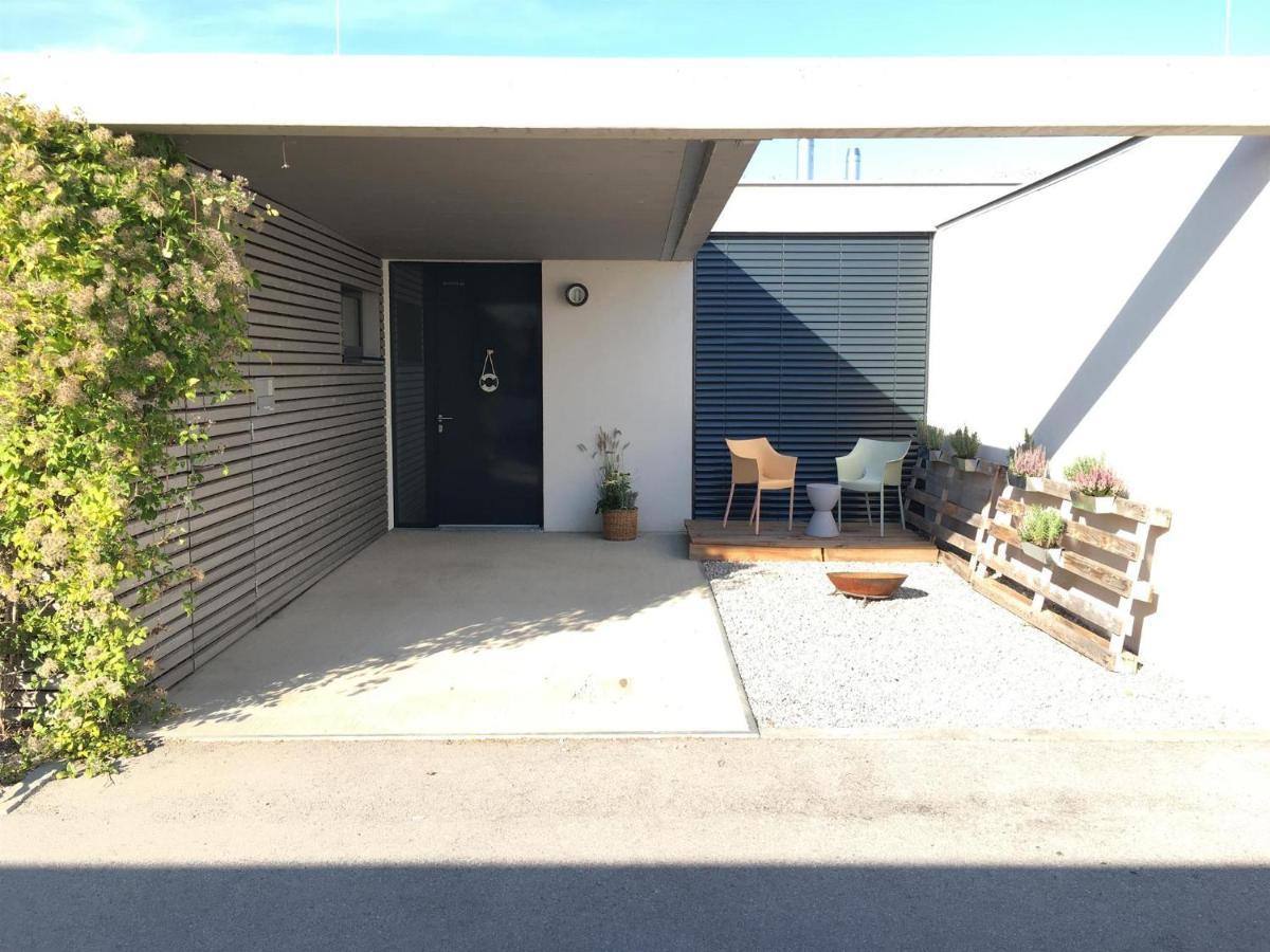 Ferienhaus Am See Neusiedl ノイジードル・アム・ゼー エクステリア 写真