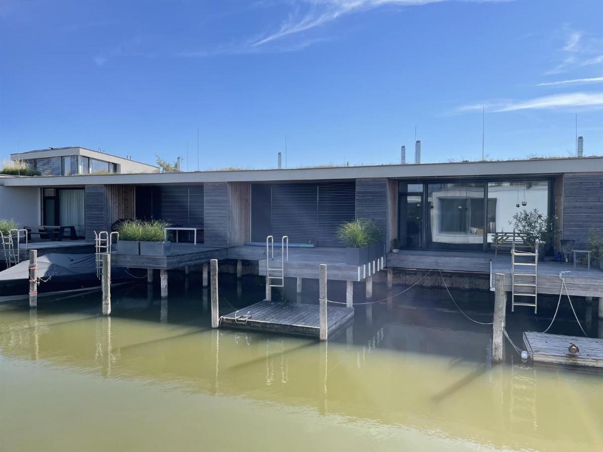 Ferienhaus Am See Neusiedl ノイジードル・アム・ゼー エクステリア 写真