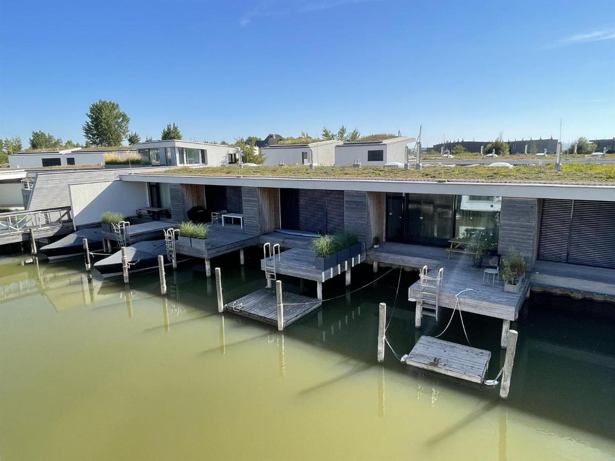 Ferienhaus Am See Neusiedl ノイジードル・アム・ゼー エクステリア 写真