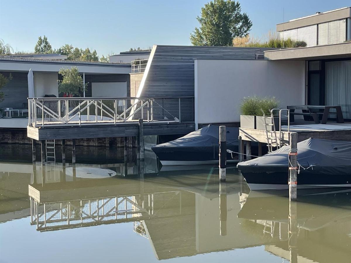 Ferienhaus Am See Neusiedl ノイジードル・アム・ゼー エクステリア 写真